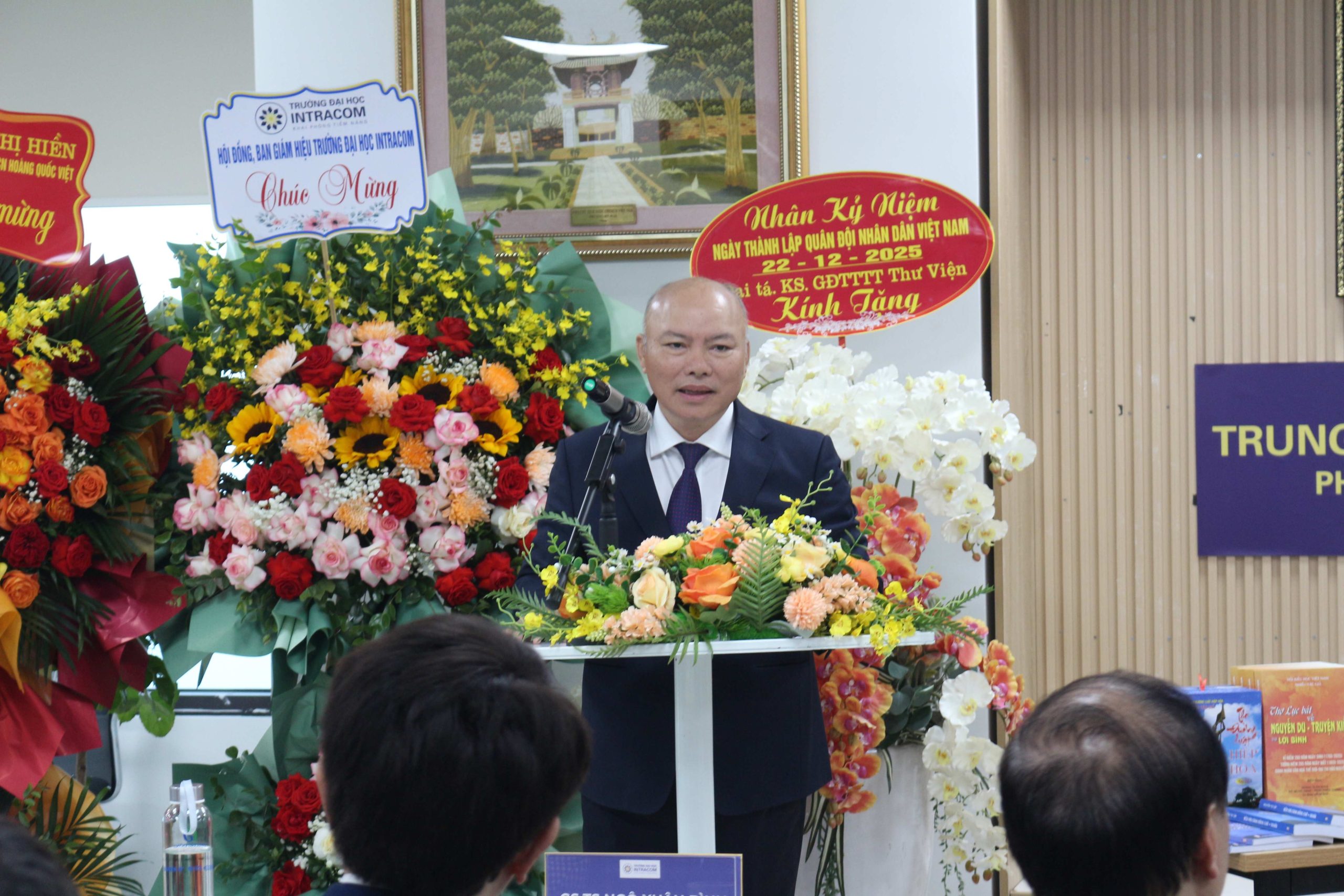 Trường Đại Học Intracom Khai Trương Trung Tâm Thông Tin thư Viện, Lan Tỏa Văn Hóa Đọc, Mở Rộng Cánh Cửa Tri Thức 2 IMG 5712 11zon 1 scaled