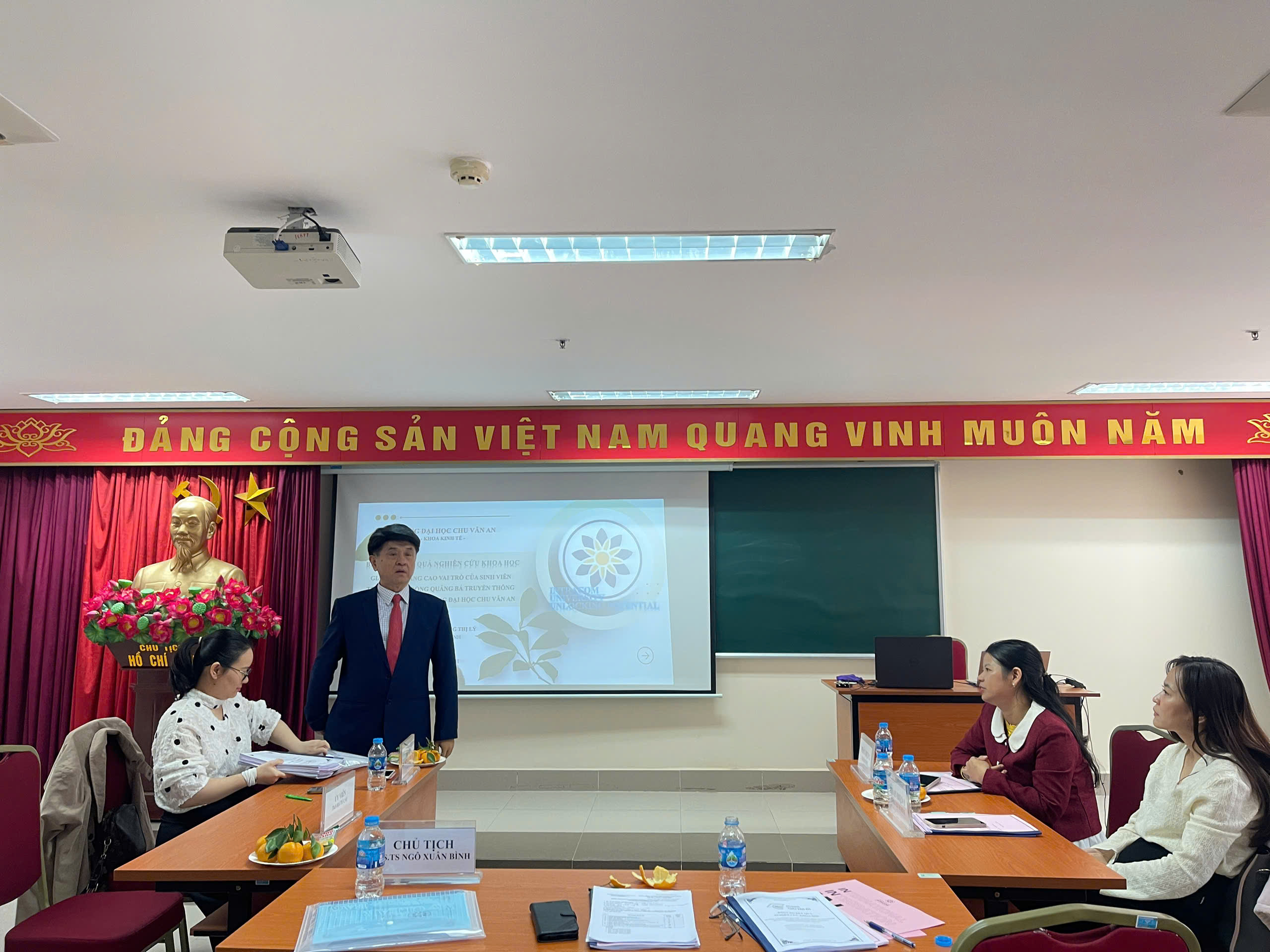 Khoa Kinh Tế, Trường Đại Học Intracom Tổ Chức Nghiệm Thu Đề Tài Nghiên Cứu Khoa Học Của Sinh Viên Năm Học 2024 - 2025 2 z7291789859241 593408cdb346824bad2fc7db32015145